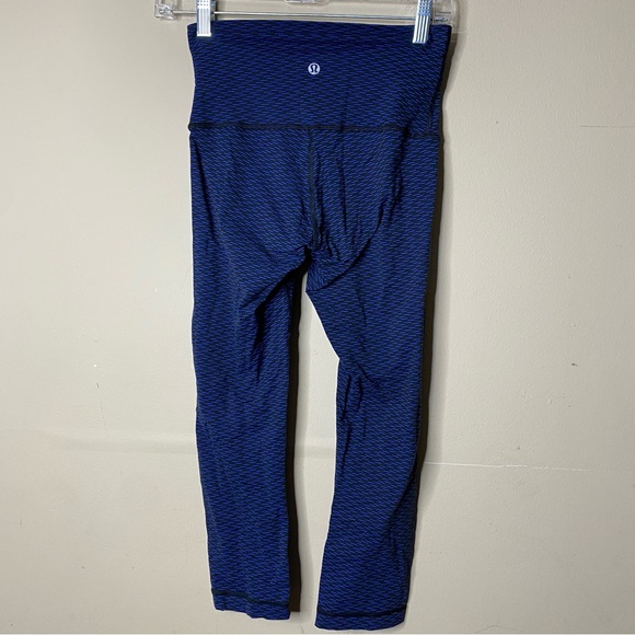 Lululemon Wunder Under crop leggings - Picture 2 of 6